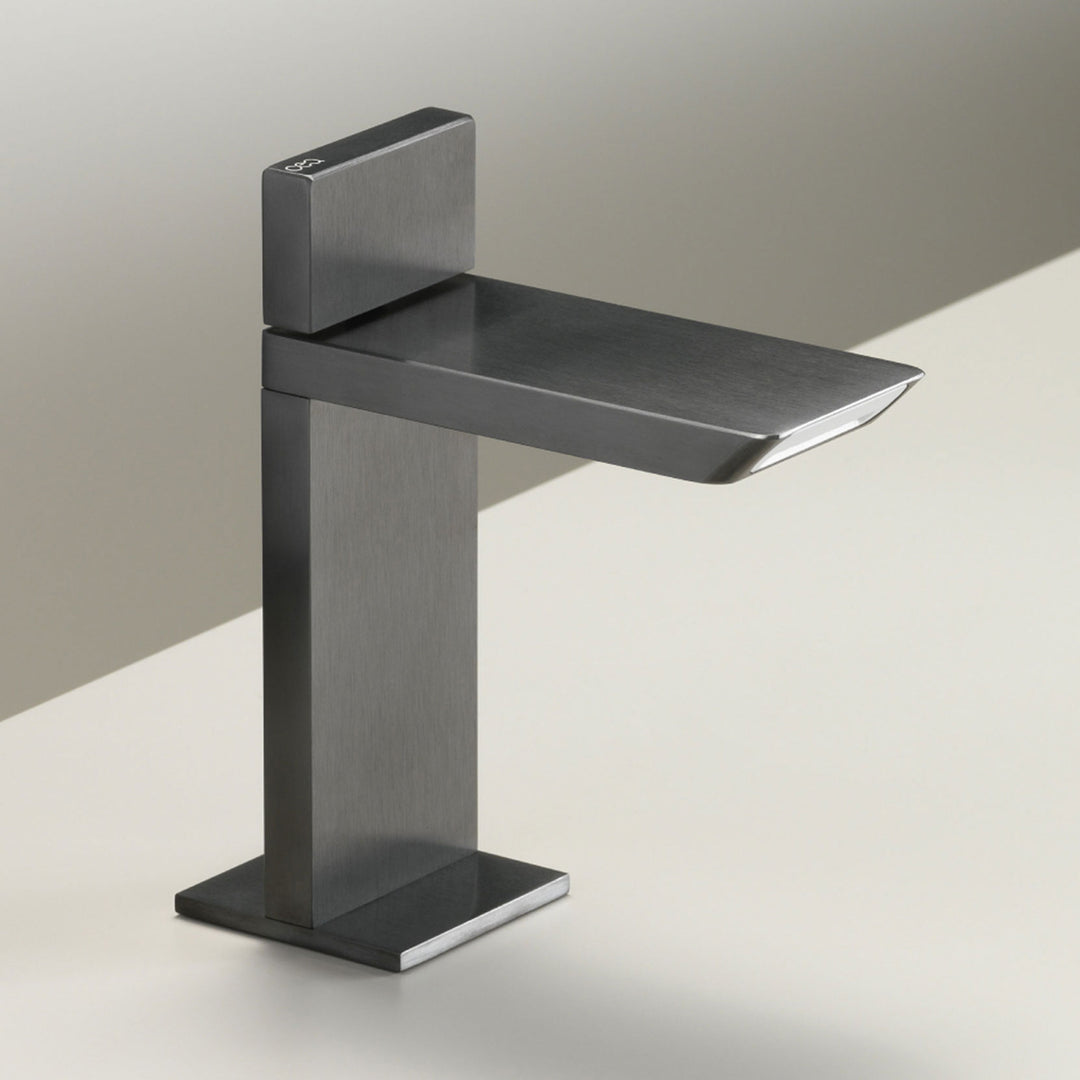 CEA Bar Deck Mounted Bathroom Faucet